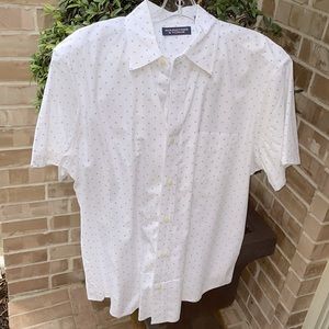 Short Sleeve Button down Shirt white with navy design